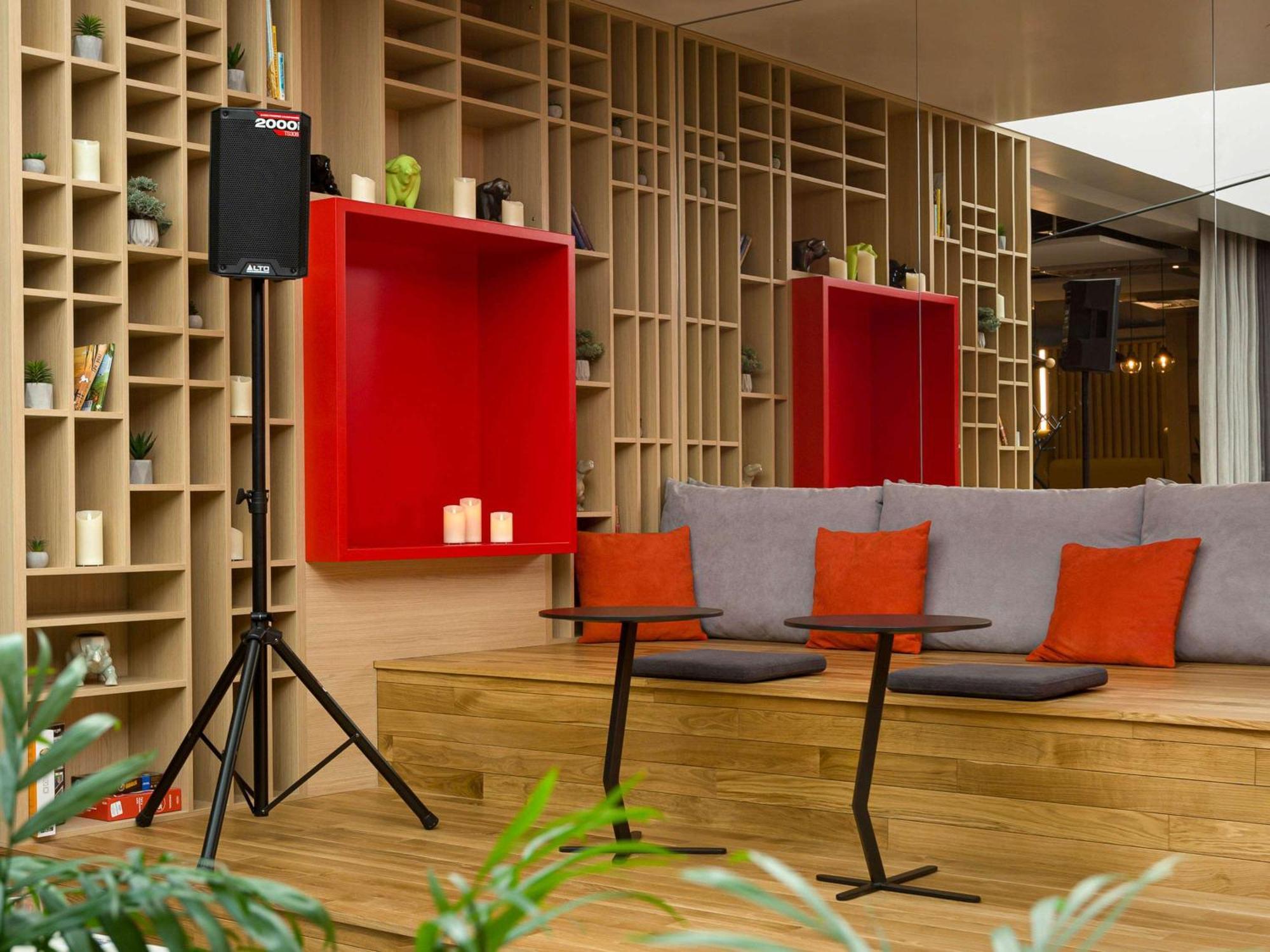 Ibis Kyiv Beresteiska Buitenkant foto